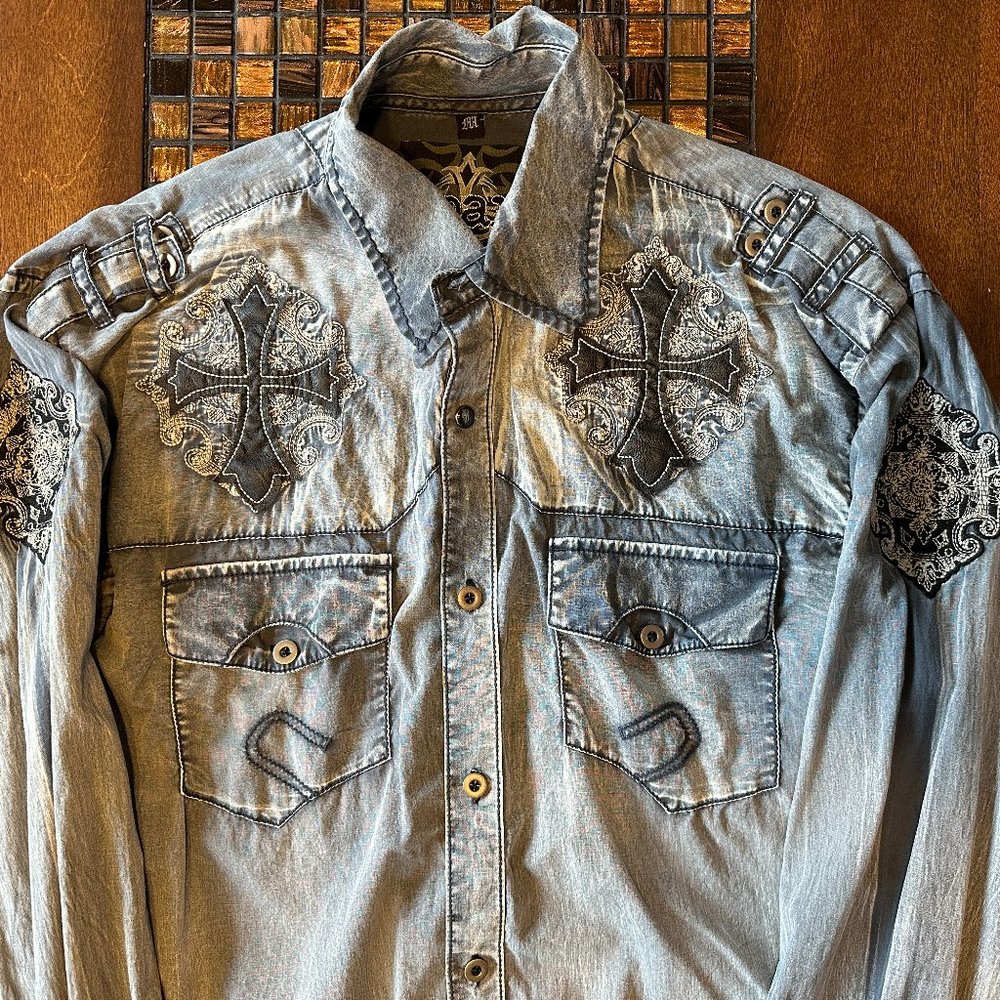 ROAR Men's Med Blue Embroidered Distressed Long Sleeve Button Shirt
